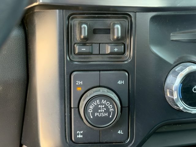 Certified 2024 Ford F250 Lariat w/ Tremor Off-Road Package AWD/4WD image 24