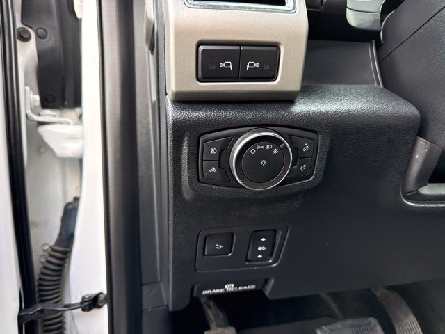 Certified 2017 Ford F350 Lariat w/ Lariat Ultimate Package AWD/4WD image 17