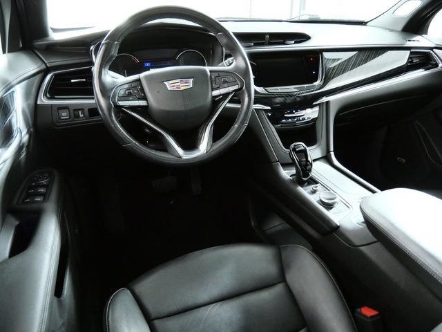 Used 2022 Cadillac XT6 Premium Luxury AWD/4WD image 4