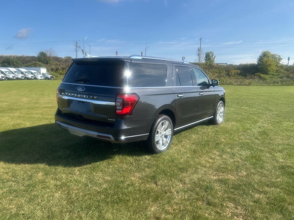 Certified 2022 Ford Expedition Max Platinum image 5