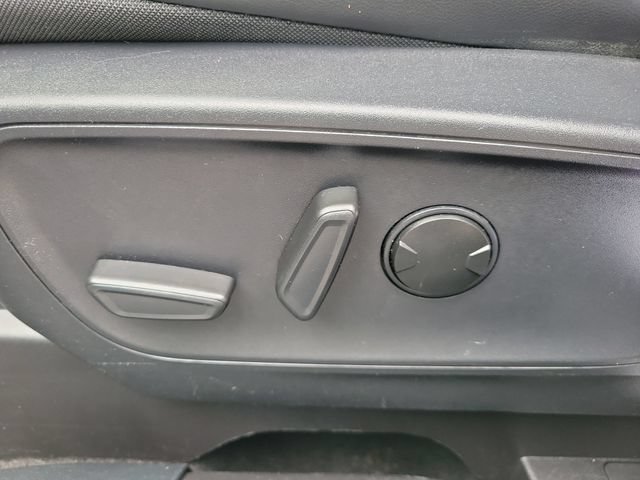 Certified 2024 Ford Escape ST-Line w/ Tech Pack #1 AWD/4WD image 11
