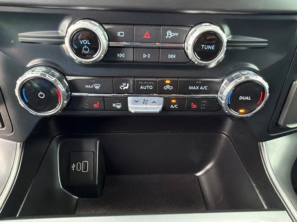 Certified 2025 Ford F150 Tremor AWD/4WD image 24