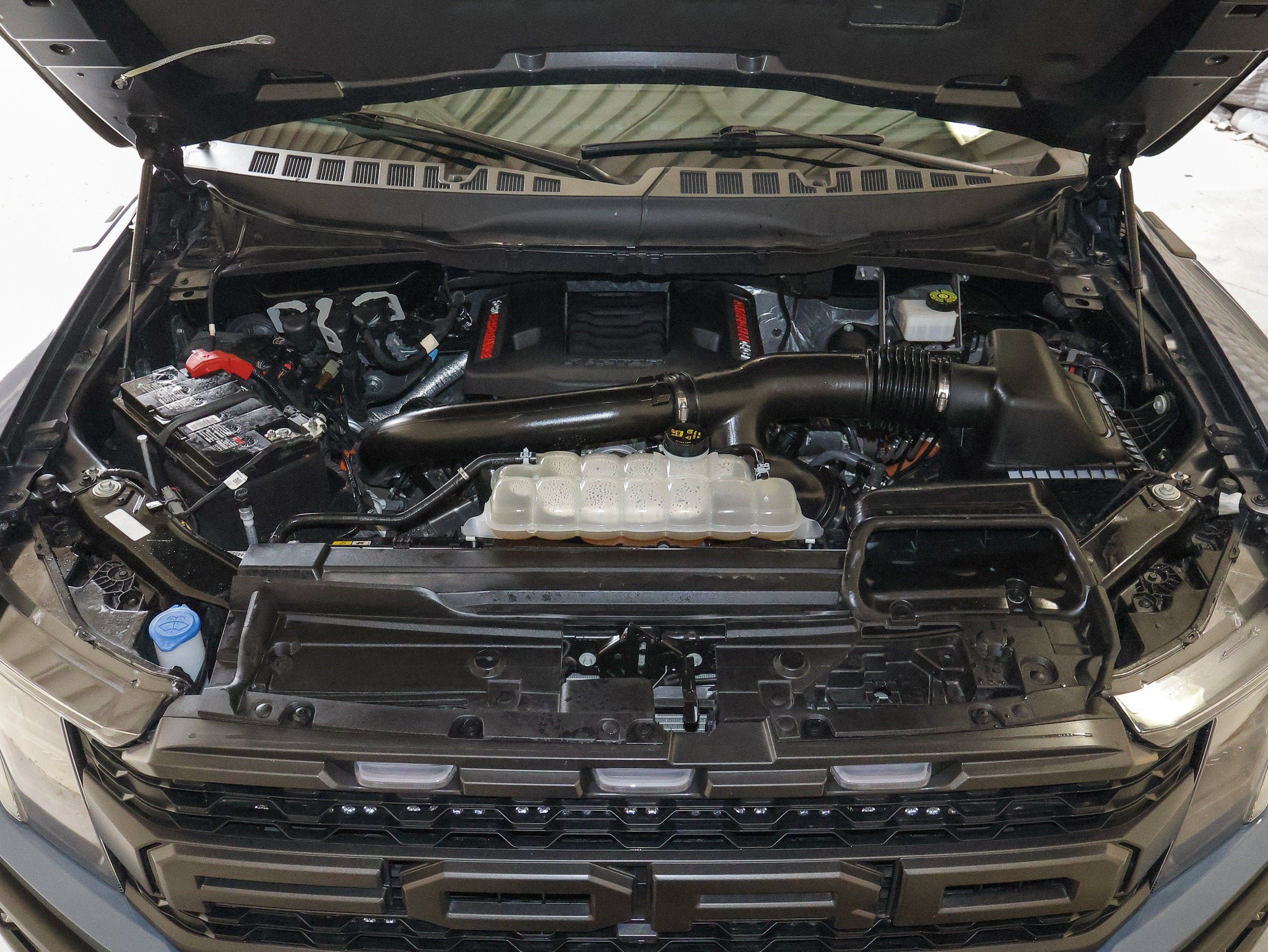 Certified 2023 Ford F150 Raptor w/ Raptor 37 Performance Package AWD/4WD image 21