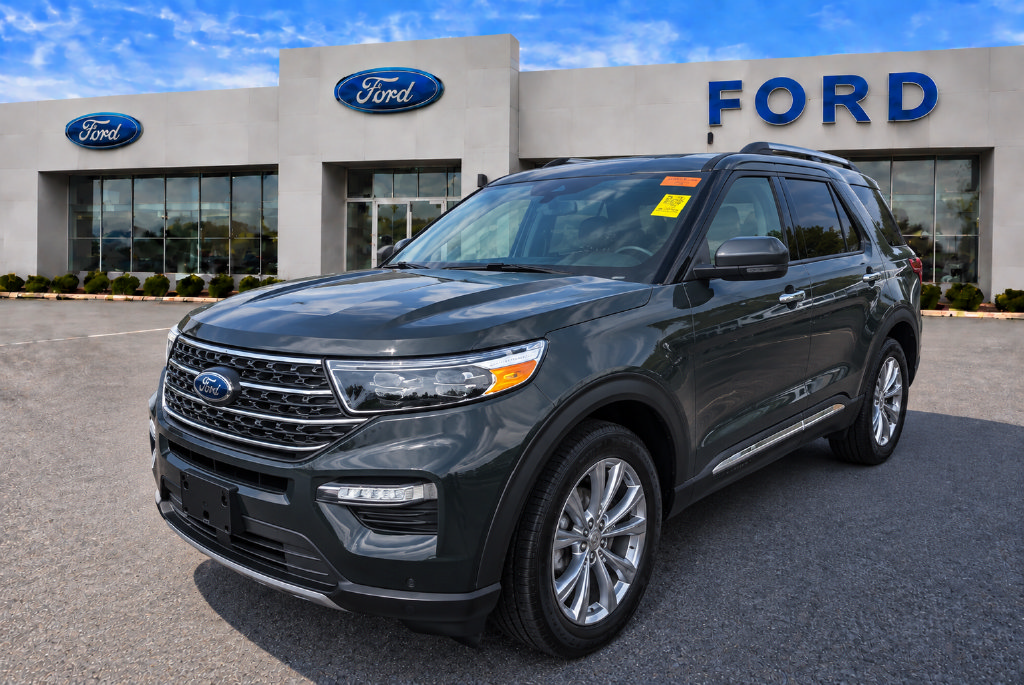 Certified 2023 Ford Explorer XLT w/ Equipment Group 202A