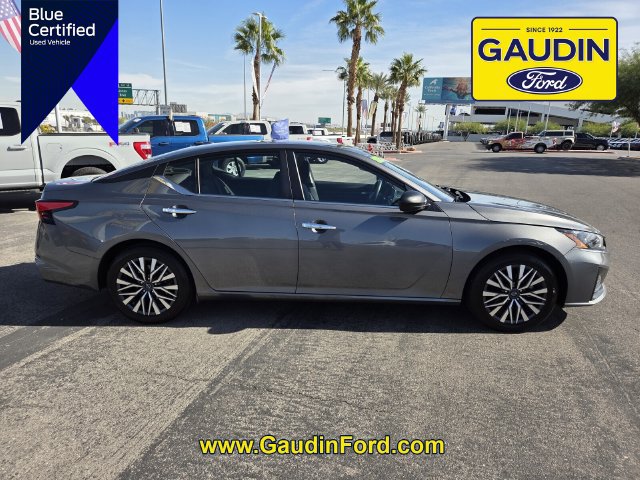 Used 2025 Nissan Altima 2.5 SV FWD image 8