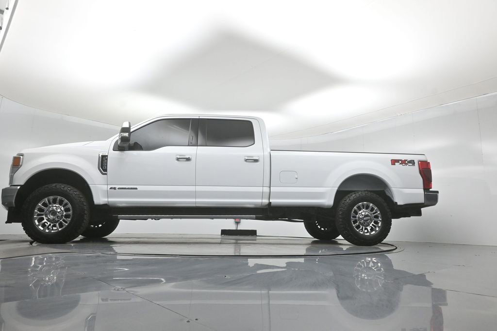 Certified 2022 Ford F250 XLT w/ XLT Premium Package AWD/4WD image 8