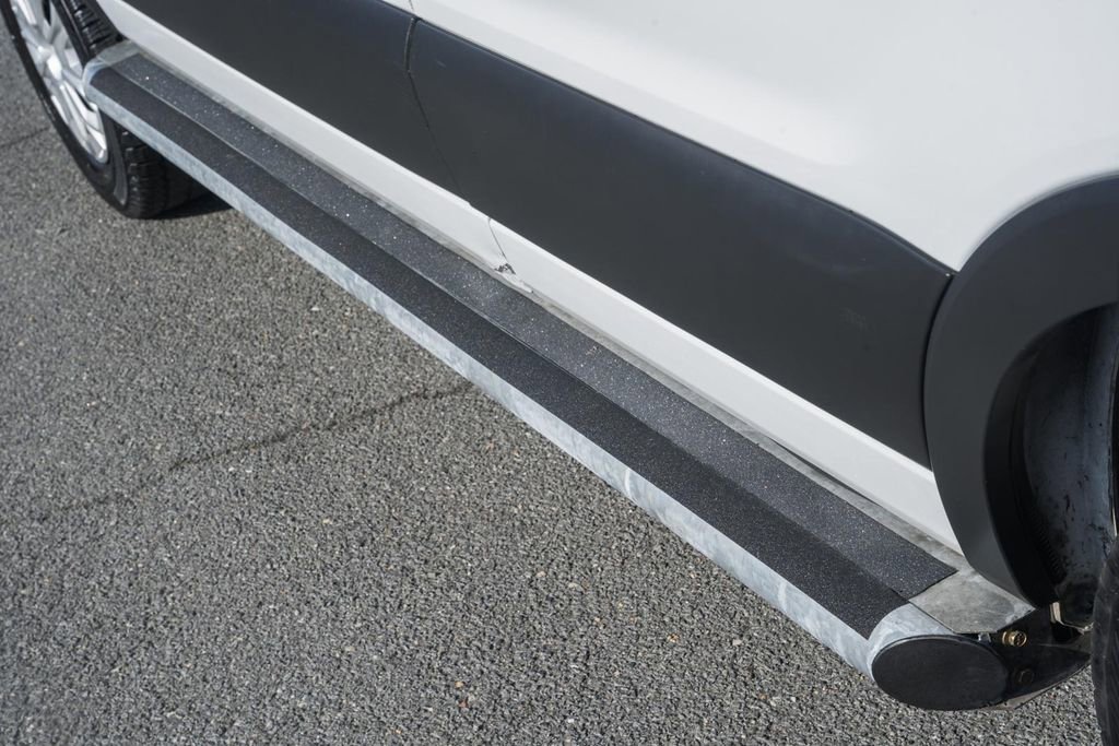 Certified 2023 Ford Transit 250 Low Roof w/ Exterior Upgrade Package image 19