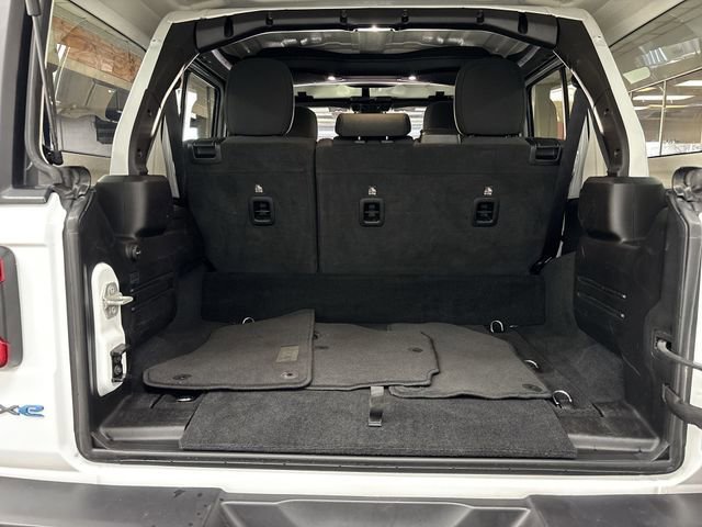 Used 2024 Jeep Wrangler Rubicon image 13