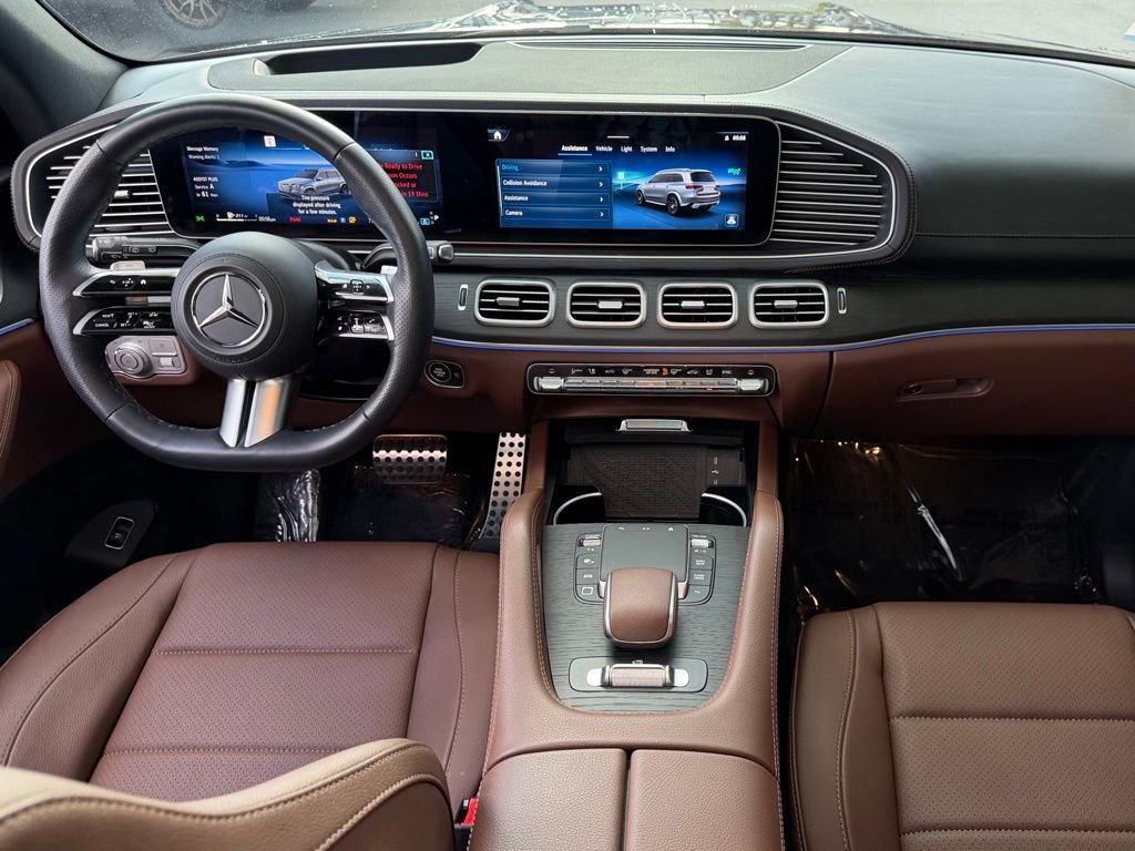Used 2025 Mercedes-Benz GLS 450 4MATIC image 33