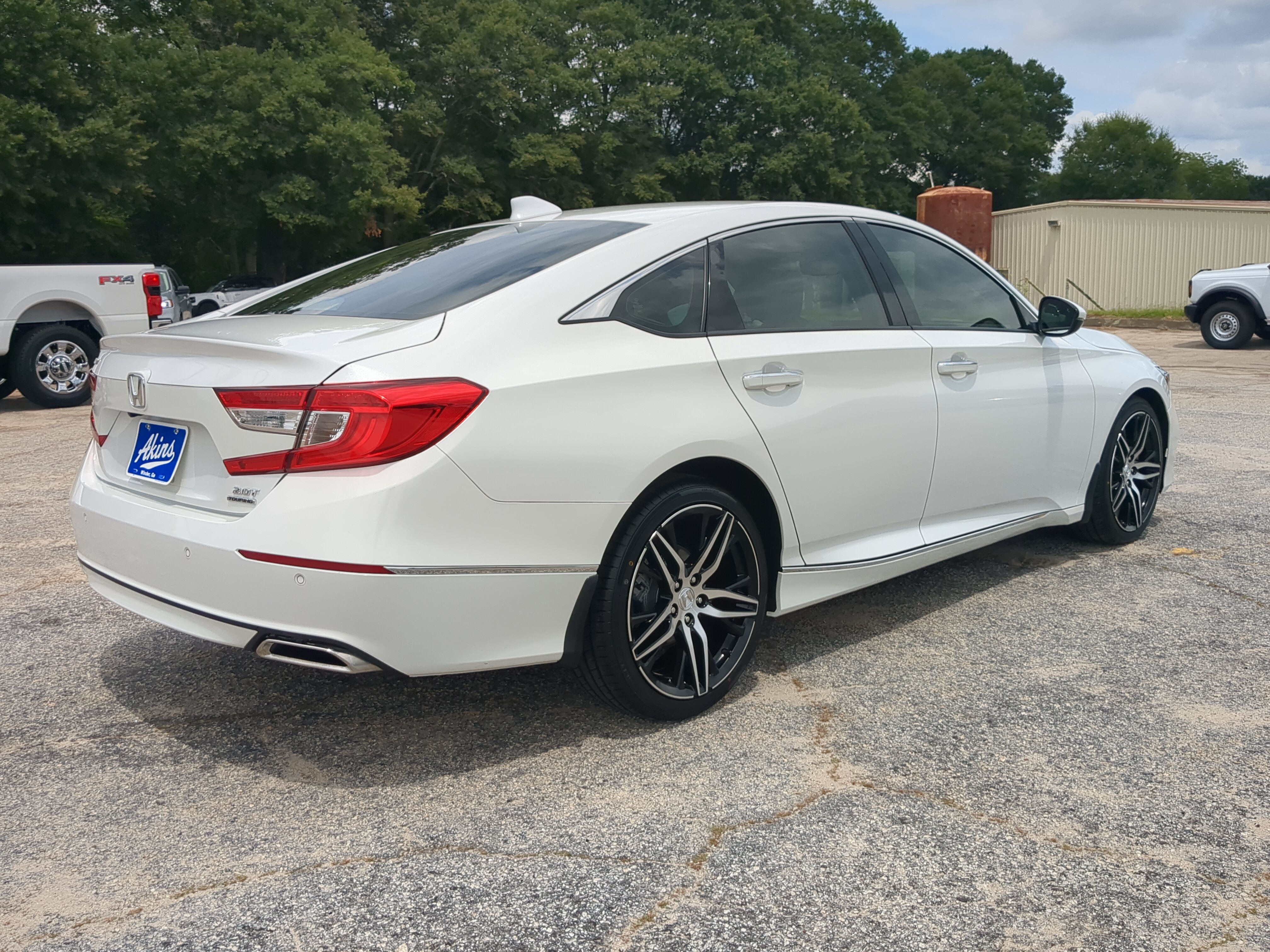 Used 2021 Honda Accord Touring image 3