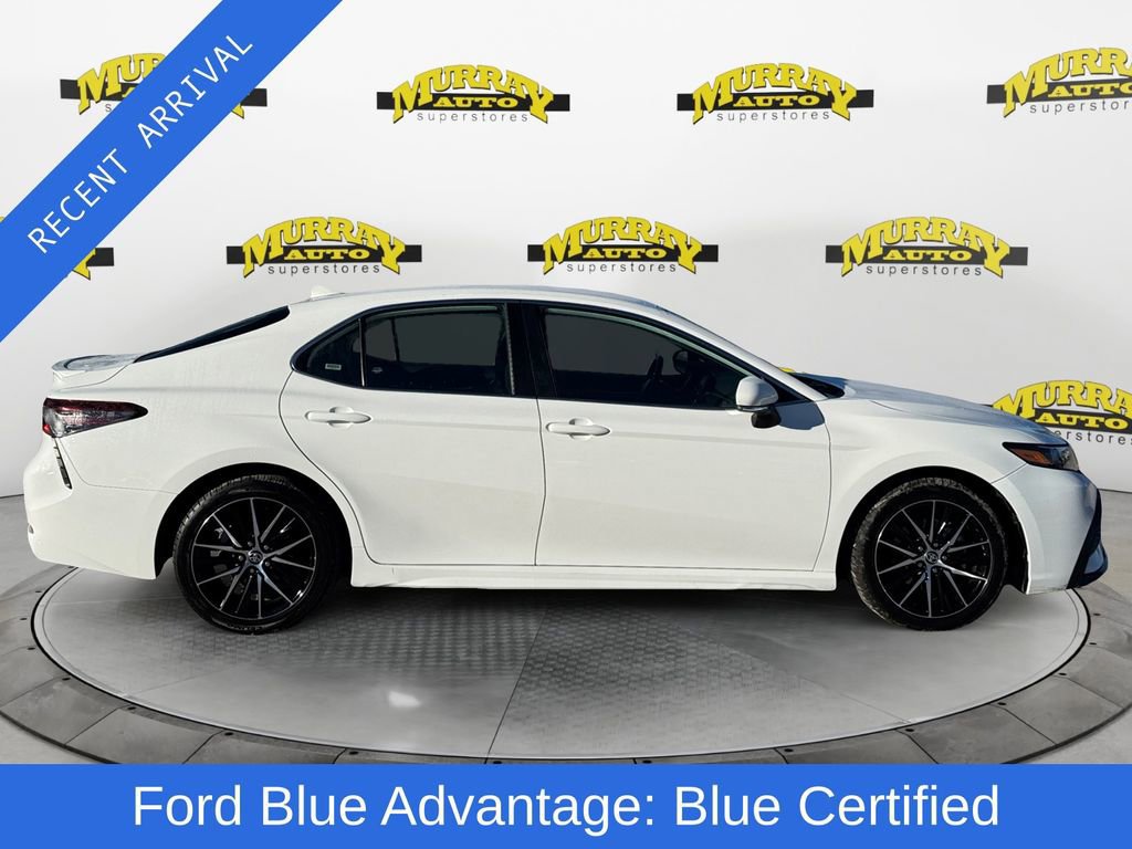 Used 2024 Toyota Camry SE image 6