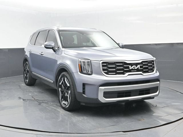 Used 2024 Kia Telluride S AWD/4WD image 2
