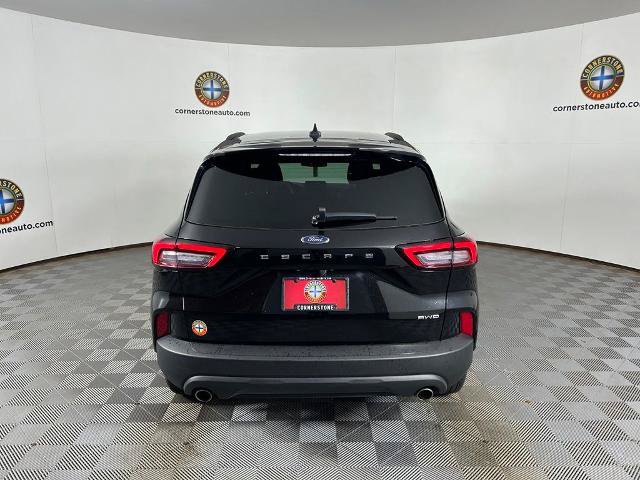 Certified 2025 Ford Escape ST-Line Select AWD/4WD image 17