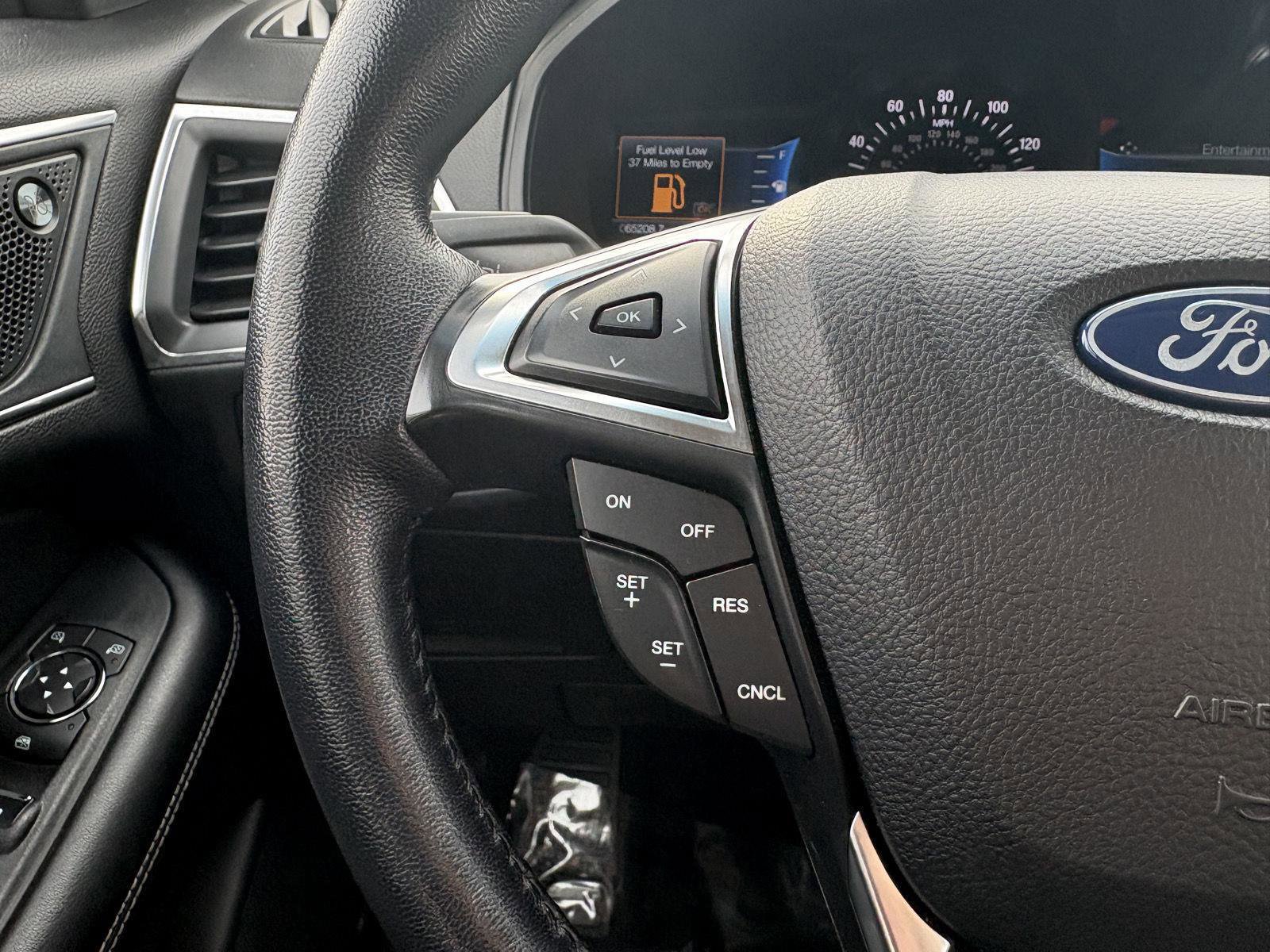 Certified 2022 Ford Edge Titanium image 10