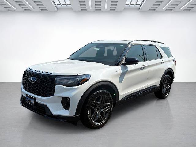 Certified 2025 Ford Explorer ST-Line w/ Premium Package AWD/4WD image 7