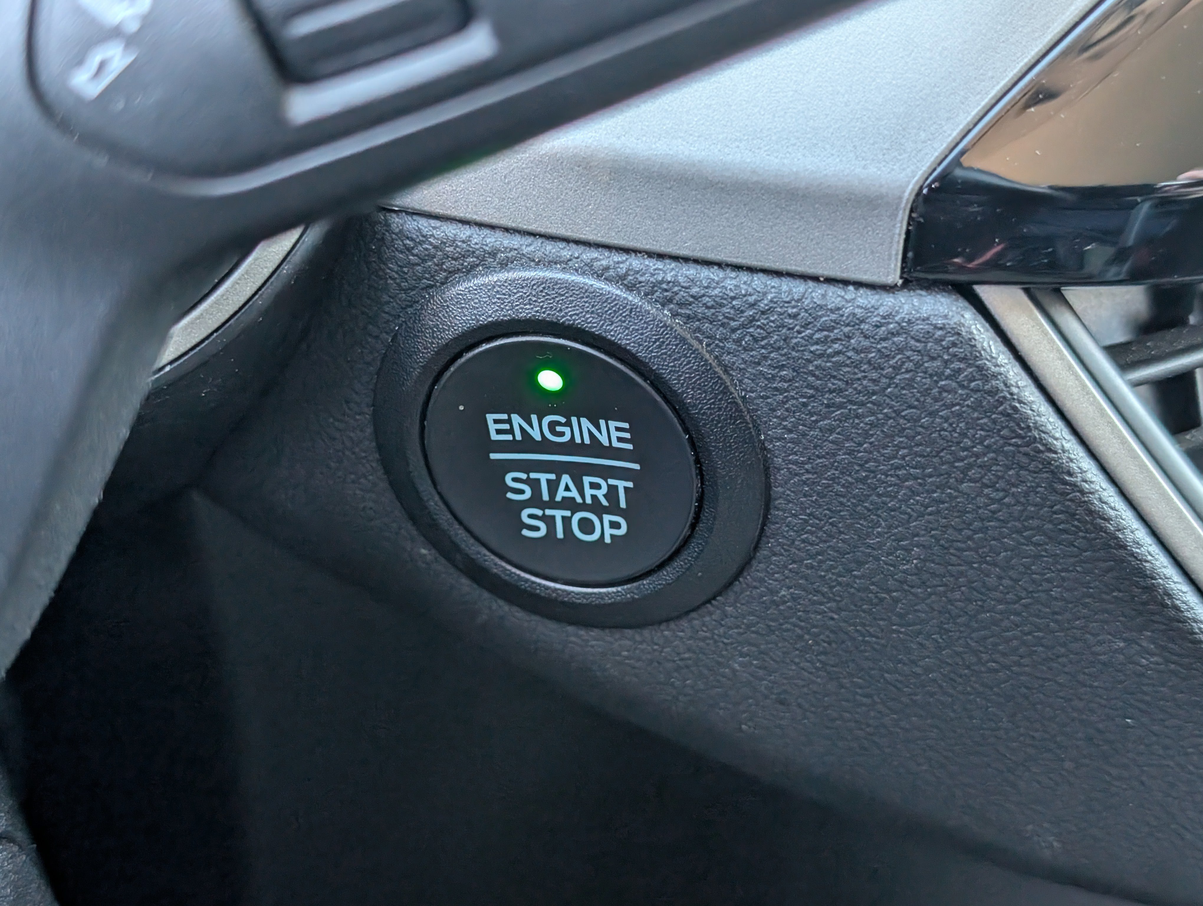 Certified 2022 Ford Escape SE w/ Convenience Package image 25