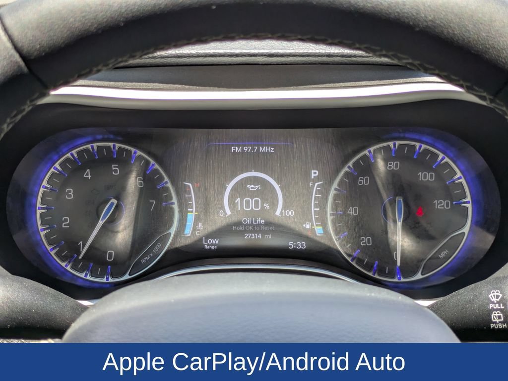 Used 2025 Chrysler Pacifica Select FWD image 27