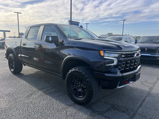 Used 2024 Chevrolet Silverado 1500 ZR2 w/ Technology Package AWD/4WD image 5