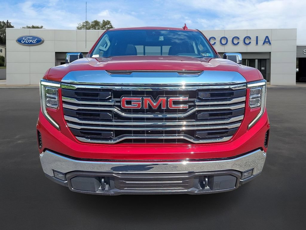 Used 2023 GMC Sierra 1500 SLT w/ SLT Premium Package AWD/4WD image 2