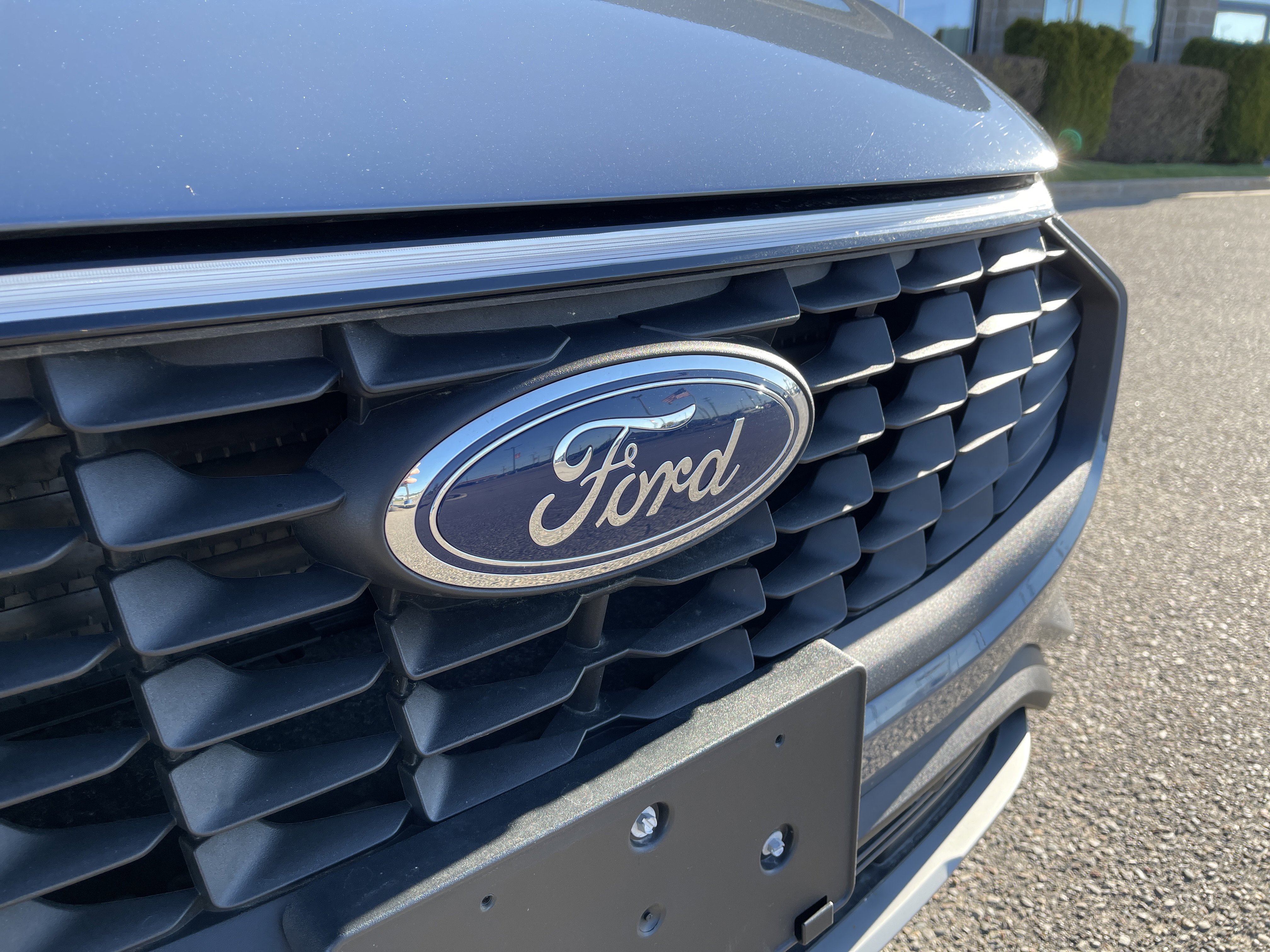 Certified 2025 Ford Escape Platinum AWD/4WD image 27