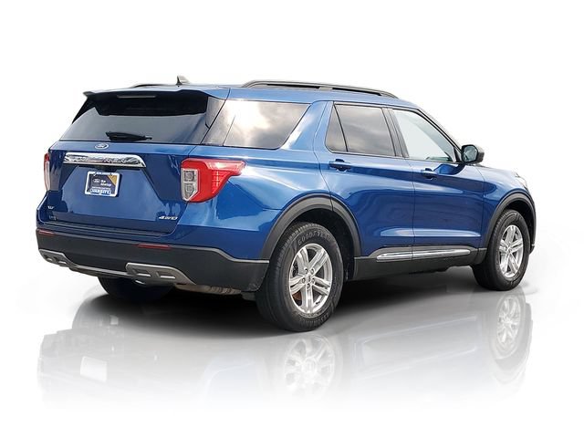 Certified 2023 Ford Explorer XLT w/ Equipment Group 202A AWD/4WD image 4