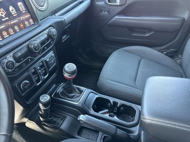 Used 2021 Jeep Wrangler Unlimited Sahara image 43