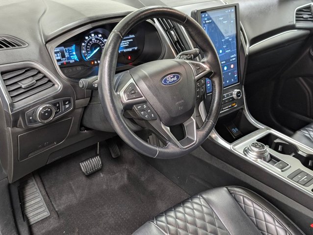 Certified 2023 Ford Edge Titanium w/ Equipment Group 301A AWD/4WD image 10