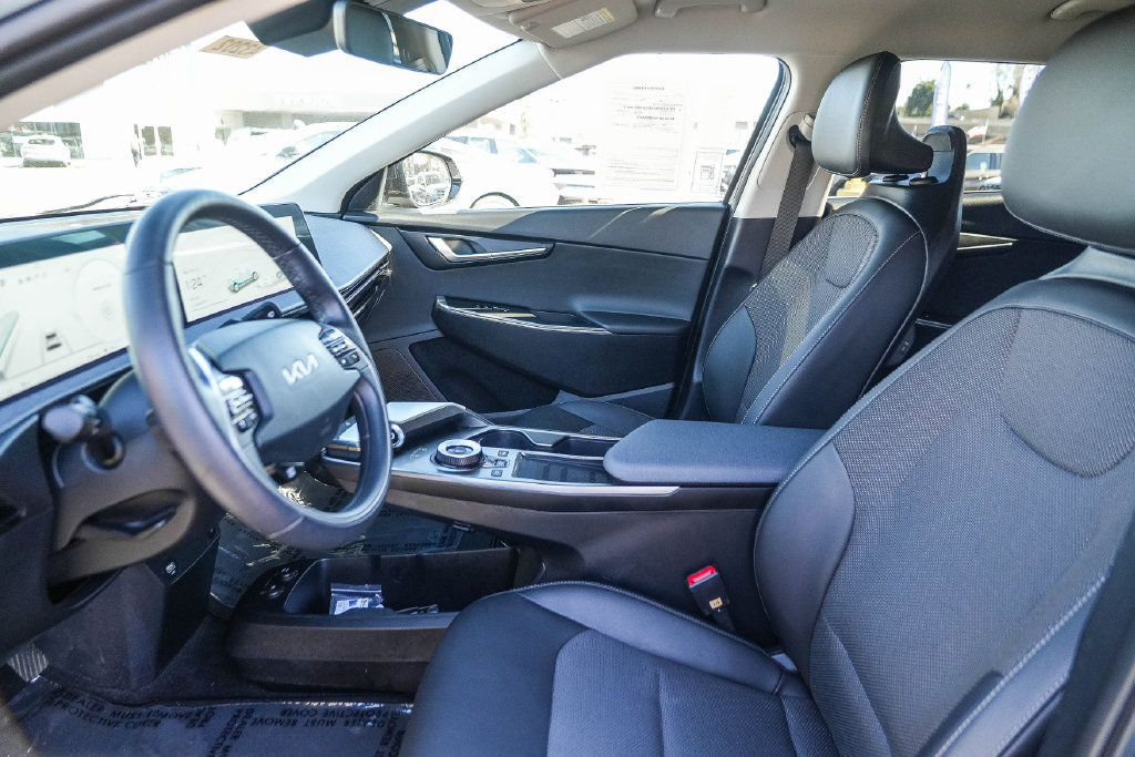 Used 2024 Kia EV6 Light AWD/4WD image 20