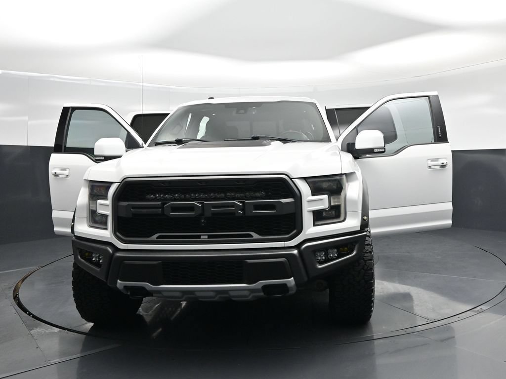 Certified 2018 Ford F150 Raptor w/ Equipment Group 802A Luxury AWD/4WD image 30