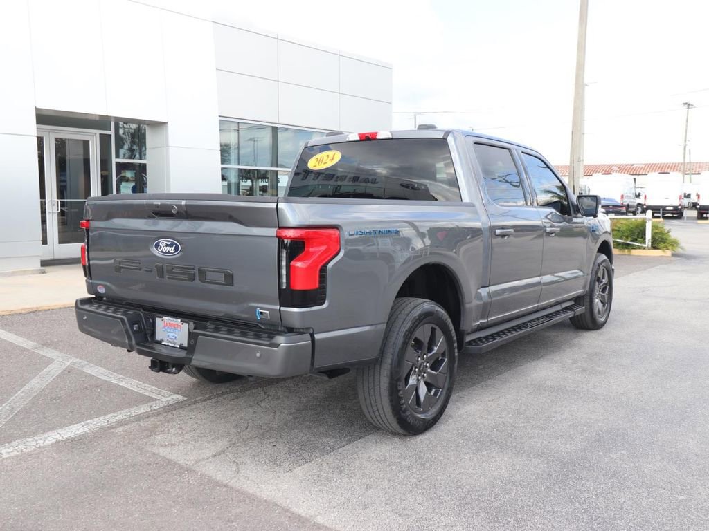 Certified 2024 Ford F150 Lightning Flash AWD/4WD image 15