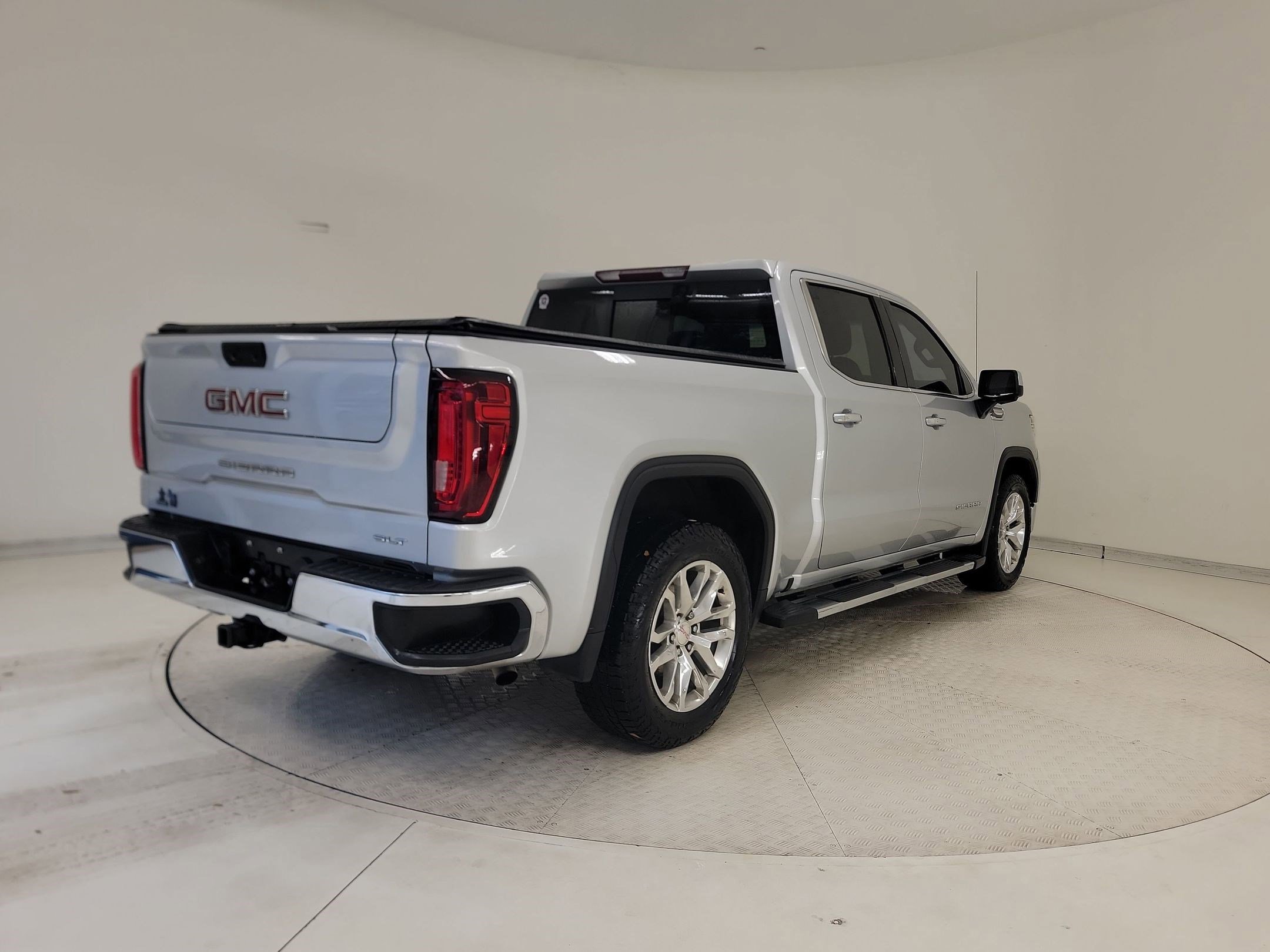 Used 2020 GMC Sierra 1500 SLT image 5