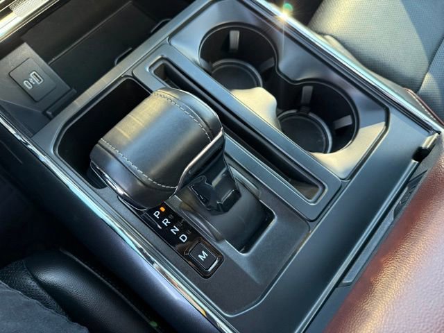 Certified 2021 Ford F150 Lariat w/ Equipment Group 502A High image 30