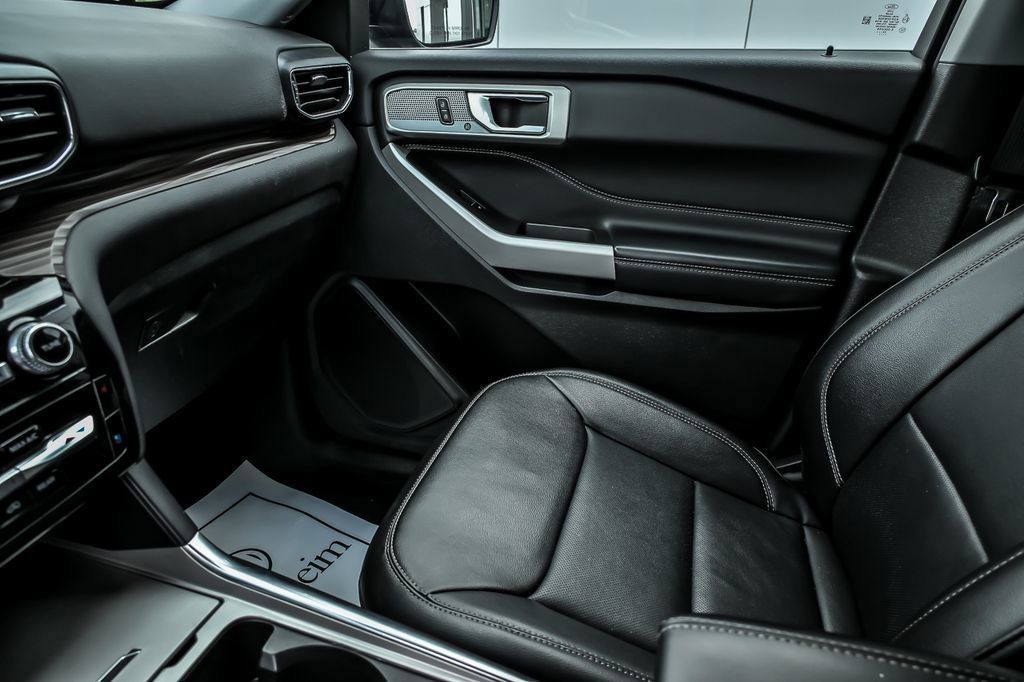Certified 2023 Ford Explorer Limited AWD/4WD image 29