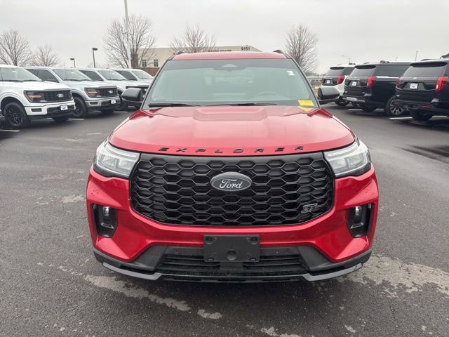Certified 2025 Ford Explorer ST image 6