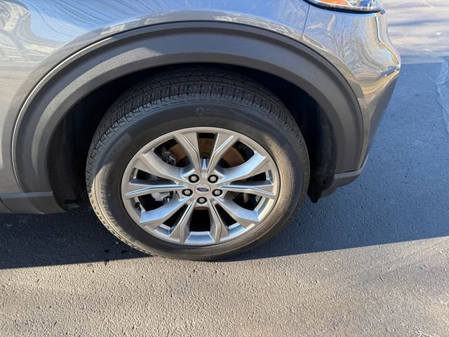 Certified 2022 Ford Explorer XLT w/ Equipment Group 202A image 29