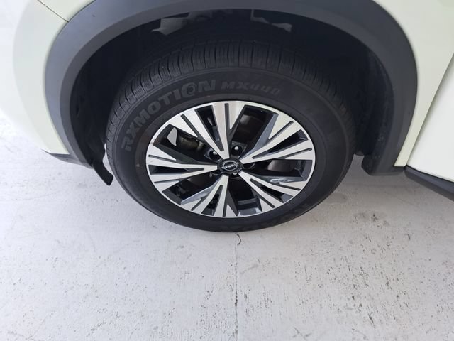 Used 2023 Nissan Rogue SV AWD/4WD image 28