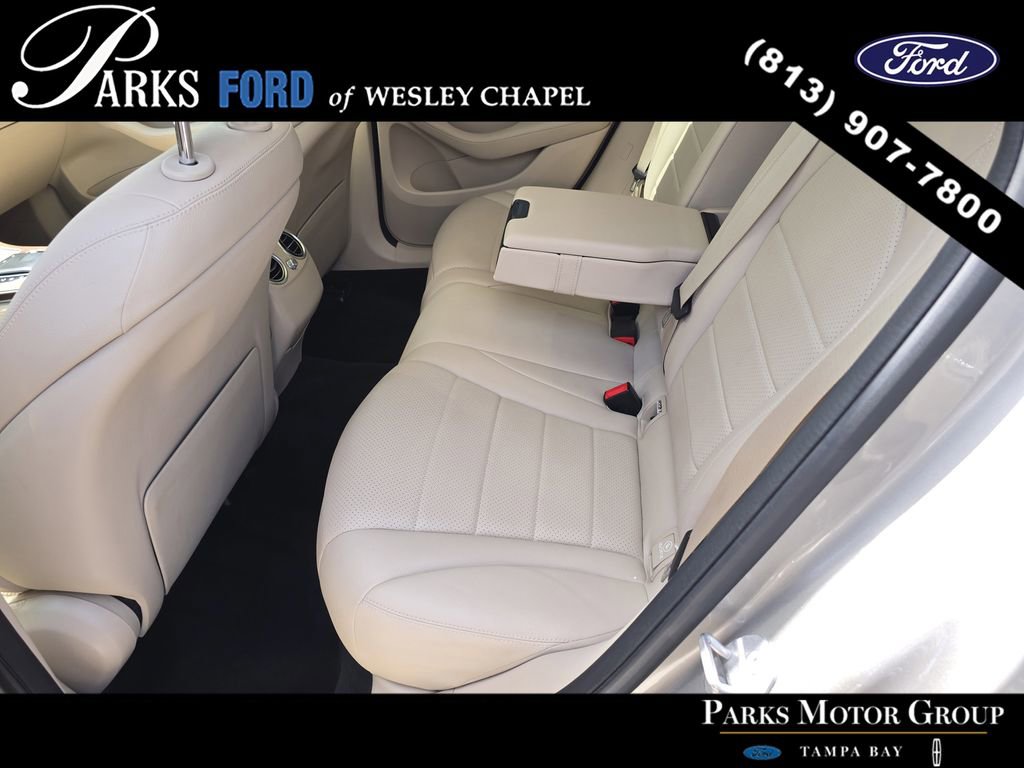 Used 2021 Mercedes-Benz GLC 300 4MATIC image 15
