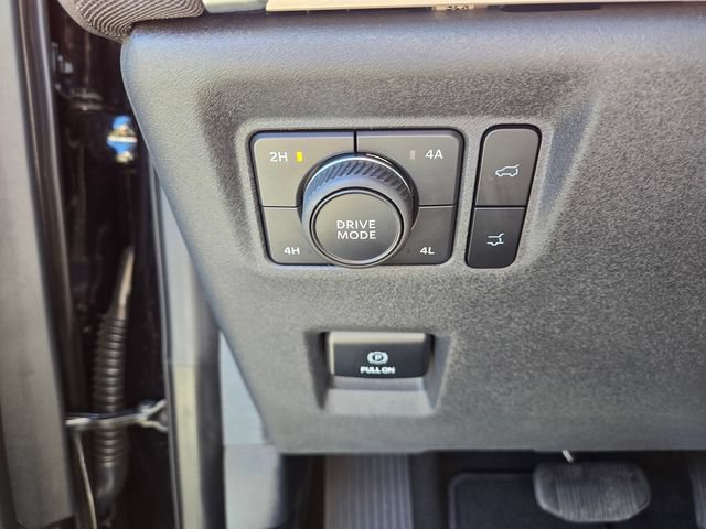 Certified 2025 Ford Expedition Active AWD/4WD image 20