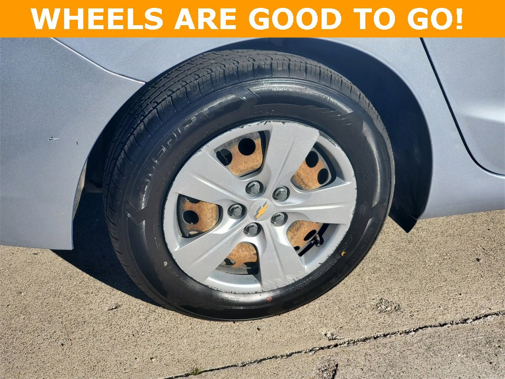 Used 2018 Chevrolet Cruze LS image 5