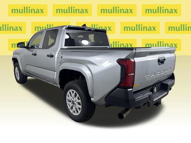 Used 2025 Toyota Tacoma SR image 3