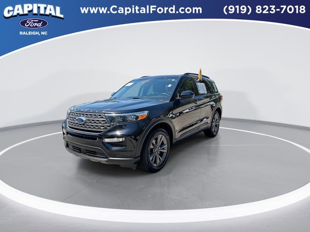Certified 2023 Ford Explorer XLT w/ Equipment Group 202A AWD/4WD image 4