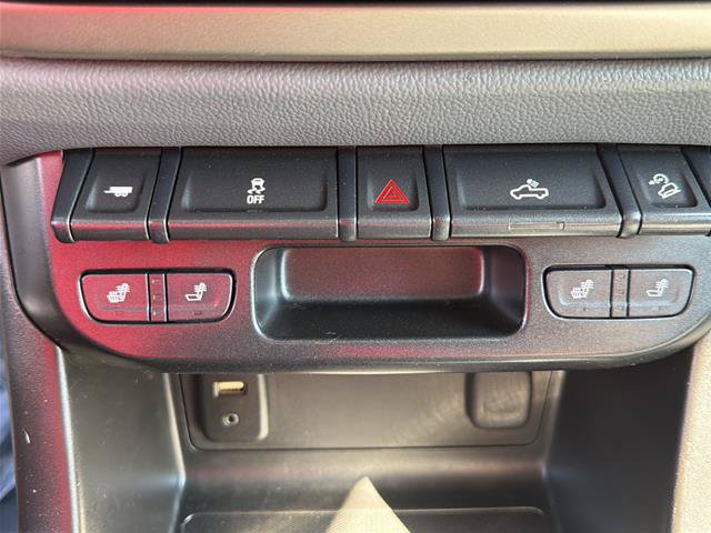 Used 2017 Chevrolet Colorado Z71 AWD/4WD image 18