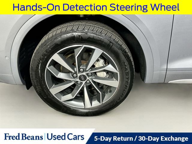 Used 2023 Audi Q5 2.0T Prestige w/ Prestige Package image 39