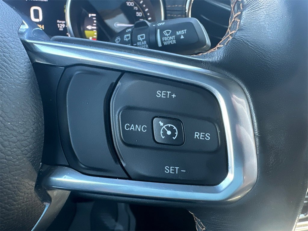 Used 2022 Jeep Wrangler Unlimited Sahara image 22