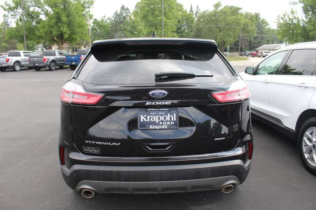 Certified 2024 Ford Edge Titanium AWD/4WD image 17
