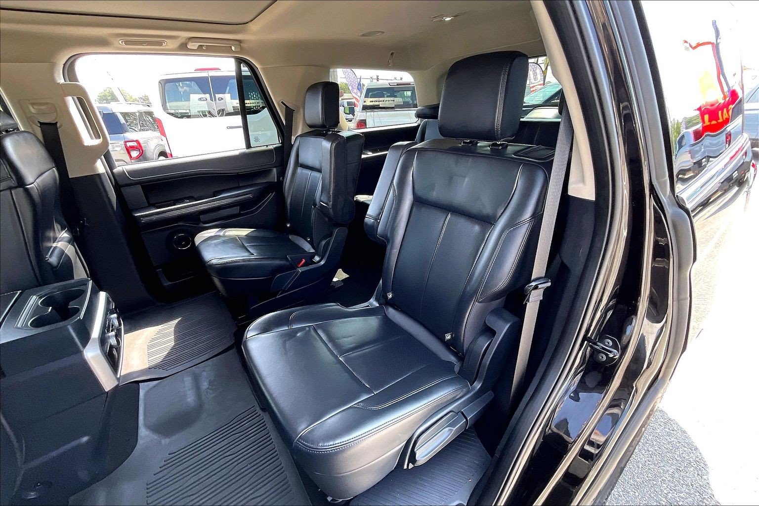 Certified 2024 Ford Expedition XLT AWD/4WD image 24