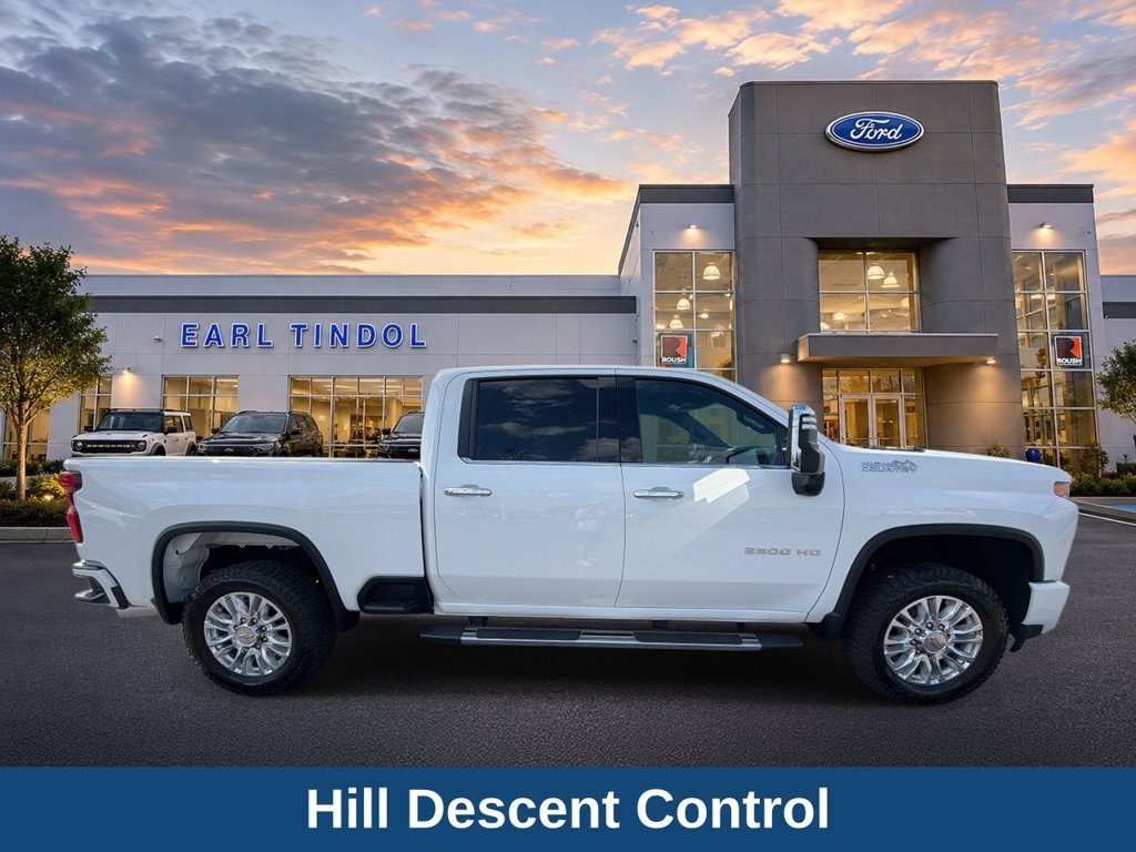 Used 2022 Chevrolet Silverado 2500 High Country AWD/4WD image 9