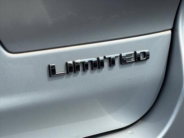 Used 2021 Jeep Grand Cherokee L Limited w/ Luxury Tech Group II AWD/4WD image 16