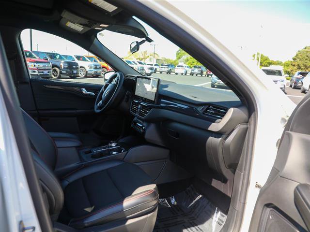 Certified 2024 Ford Escape ST-Line w/ Tech Pack #1 AWD/4WD image 30