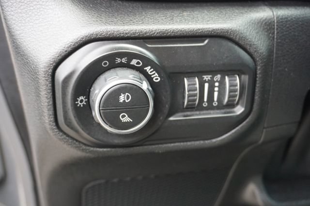 Used 2021 Jeep Gladiator Mojave w/ Dual Top Group AWD/4WD image 37